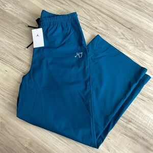 NIKE AIR JORDAN Women Joggers ( L )